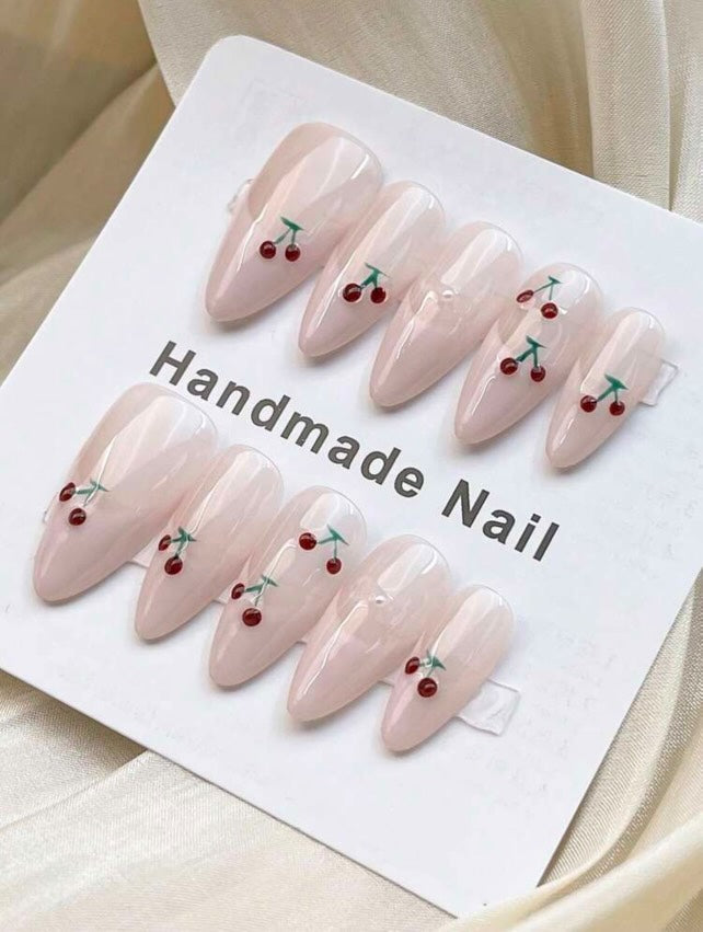 Ročno izdelani umetni nohti | CHERRY KISS